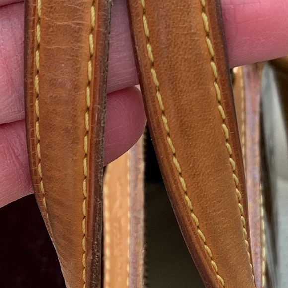 (SOLD) Auth Louis Vuitton Vernis Brea MM Amarante - Picture 6 of 8